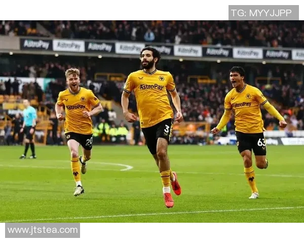 英超积分榜排名：曼联反超切尔西跻身前四，阿森纳球迷沮丧所托生？